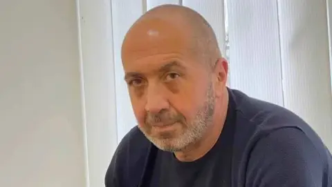 ,,ასეთი პოლიტიკურად გოიმი, ქაჯი და უცოდინარი პოლიტიკოსები, როგორიც საქართველოში გვყავს, მართლა არსად მეგულება“ – გოჩა მირცხულავა