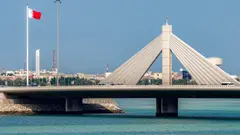 ირანმა ძვირადღირებული ავტომობილების იმპორტი აკრძალა