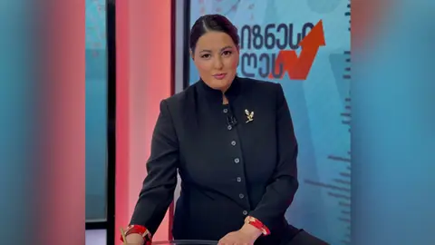 "ფორმულას" ჟურნალისტი ელენე ბენიძე: ამ კომპანიაში თანამშრომელი და მისი საჭიროებები არასდროს არის პრიორიტეტი, თანამშრომელს ვალდებულად თვლიან, ემსახუროს კომპანიას მაშინაც კი, როცა ამისთვის ანაზღაურებას არ იღებს - აუცილებლად შევხვდებით სასამართლოში