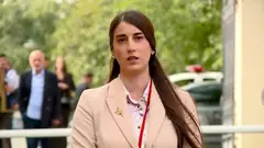 მოცემულ შემთხვევაში, შემცირდა ის საფრთხეები, რაც აღკვეთის ღონისძიების სხდომაზე განისაზღვრა - გირაოთი გათავისუფლებული ლევან ახობაძის საქმის პროკურორი