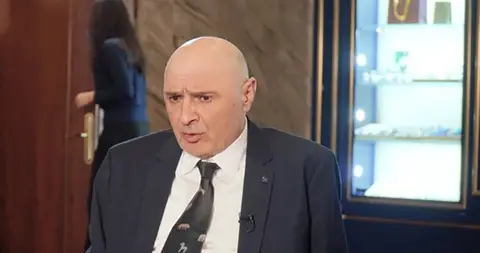 “ბრიტანეთის დედაც მოვ@@ან”– პაატა აბულაძის კომენტარ–გინება სანქციაზე