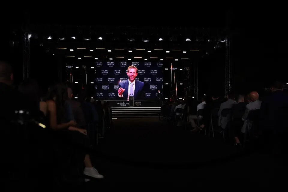 ერიკ ტრამპი – საქართველოსთვის „ტრამპთაუერი“ მოიტანს იმას, რომ მსოფლიოს მზერა მიპყრობილი იქნება მისკენ, თბილისშიც ცენტრალურ პარკთან იქნება „ტრამპთაუერი“, ეს არის გაგრძელება იმისა, რაც მამაჩემმა დაიწყო