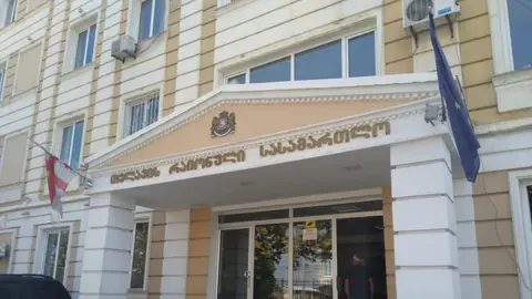 პროცესები სიძულვილის ენის წინააღმდეგ - თელავის რაიონულ სასამართლოში ალექსი კენჭოშვილის პროცესი გაიმართა, რომელიც 1500 ლარით დაჯარიმდა