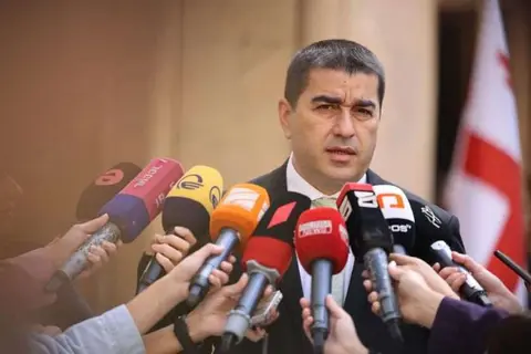 შალვა პაპუაშვილი: ის, თუ როგორ აფასებს ქართველი ხალხი ხელისუფლების მუშაობას, გამოჩნდა IRI-ის კვლევაში, რომლითაც „ქართულ ოცნებას“ მხარდაჭერის ისტორიული მაქსიმუმი აქვს