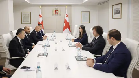 პრემიერ-მინისტრი Charoen Pokphand Group-ის თავმჯდომარეს შეხვდა