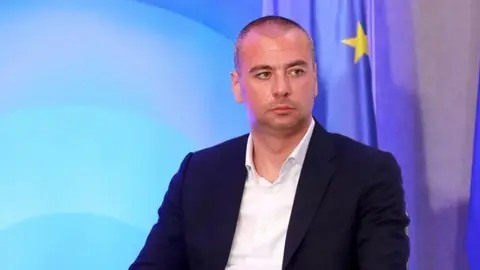 რაც ირაკლი კობახიძე ავირჩიეთ პრემიერად, აბსოლუტურად ყველა სამთავრობო განკარგულება გახდა გამჭვირვალე, შეიქმნა მთავრობის ეფექტურობის დეპარტამენტი - ლევან მაჭავარიანი ევროკომისიის კვლევაზე
