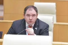ნიკოლოზ სამხარაძე: „ფიცი მწამს, ბოლო მაკვირვებს“ - ეს გამონათქვამი მიესადაგება ევროკავშირს, თვითონვე ამბობენ, რომ საქართველოში მთავრობის ნდობის ხარისხი არის მაღალი და მეორე მხრივ, ამბობენ, რომ საქართველოს მთავრობა არ წარმოადგენს ხალხის ნებას. რას დავუჯეროთ, მეთოდოლოგიურად გამართულ კვლევებს, თუ კონკრეტული პოლიტიკოსების მიკერძოებულ განცხადებებს?