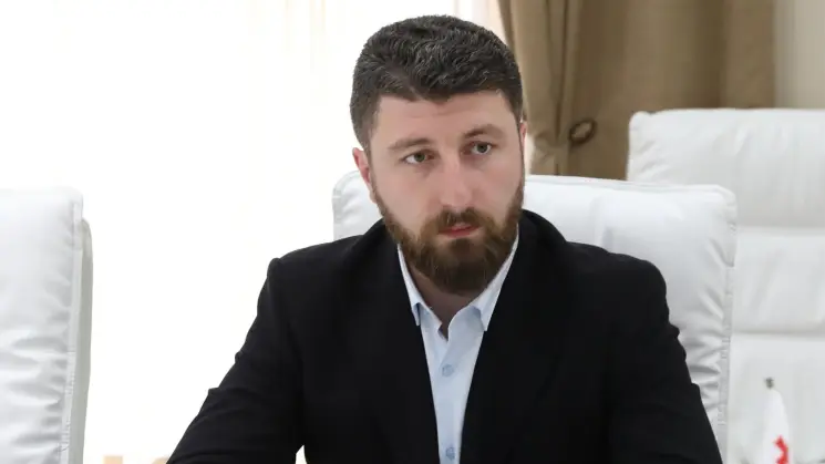 "კოლექტიური ნაცმოძრაობა", მათი ტელევიზიები ტირაჟირებენ არა ერთ სიცრუეს. მათ შორის, ახლა დაიწყეს განსაკუთრებული თავდასხმა პენიტენციურ დაწესებულებებზე და სისტემაზე - არჩილ გორდულაძე