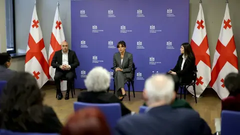კულტურის მინისტრმა მაია ბითაძემ სამინისტროს სისტემაში შემავალი მუზეუმების, კვლევითი ცენტრების და ეროვნული ბიბლიოთეკის ხელმძღვანელებთან სამუშაო შეხვედრა გამართა