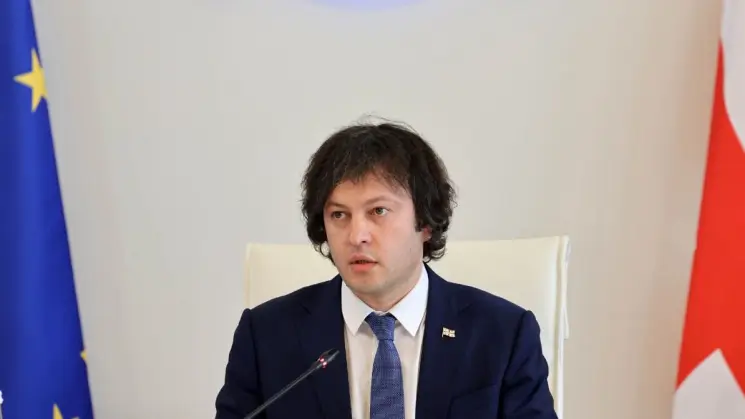პრემიერი: აბსოლუტურად ყალბი კამპანია ააგორეს ციხეებთან დაკავშირებით - 2004 წლიდან 2012 წლის ბოლომდე, პატიმრები სასჯელს იხდიდნენ უმძიმეს პირობებში, მთავარი პრობლემა იყო წამება, არაადამიანური მოპყრობა, პატიმრების რაოდენობა იყო 24 500, ახლა ორჯერ ნაკლებია