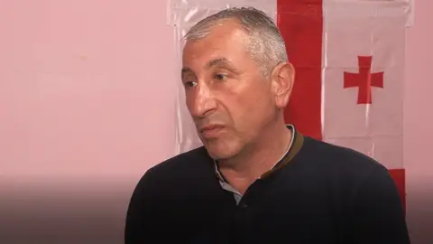 შუალედურ არჩევნებში, ახმეტის მუნიციპალიტეტის სოფელ კასრისწყალში ,"ქართული ოცნების" მაჟორიტარი დეპუტატობის კანდიდატმა ლევან ითიურიძემ 115 ხმა მიიღო