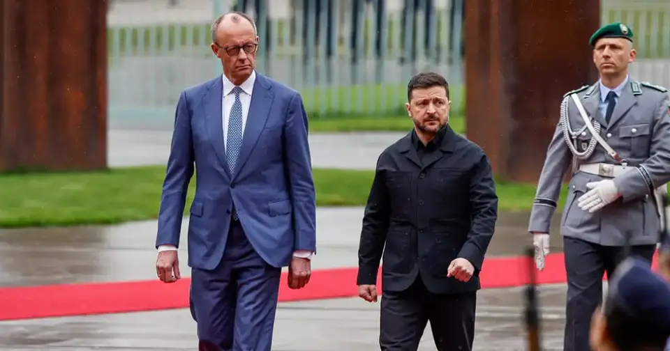 გერმანიის კანცლერი: ბატონო პუტინ, შეწყვიტეთ ეს უაზრო ომი!