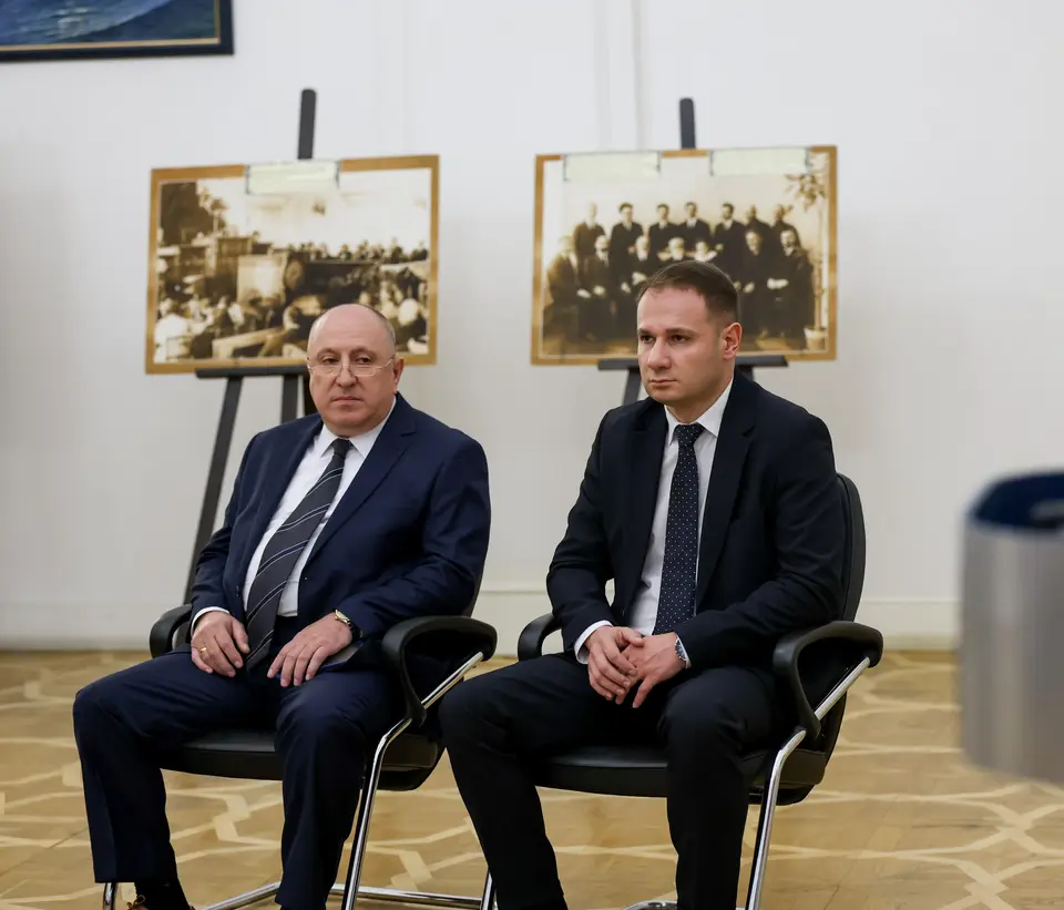 საქართველოს საკონსტიტუციო სასამართლოში ახლად განწესებული მოსამართლეების სერგო მეთოფიშვილისა და გოგა კიკილაშვილის ფიცის დადების ცერემონია გაიმართა