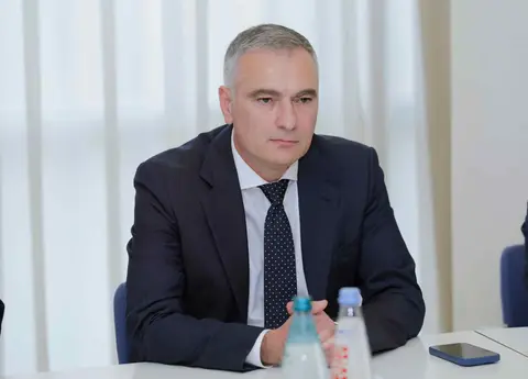 პაატა სალია – დეესკალაციის ოთახში პატიმრების გადაყვანა არის უსაფრთხოების ღონისძიება, რათა არ მოხდეს ბრალდებულის, მსჯავრდებულის ან პენიტენციური სამსახურის თანამშრომლის ჯანმრთელობის დაზიანება
