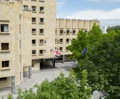 განსაკუთრებით დიდი ოდენობით ნარკოტიკული საშუალების უკანონო უკანონოდ შეძენა, შენახვის და რეალიზაციის ხელშეწყობის ფაქტებზე ბრალდებულს 16 წლით თავისუფლების აღკვეთა მიესაჯა