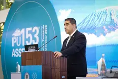 შალვა პაპუაშვილი: ჩარევამ ადგილი უნდა დაუთმოს ნამდვილ პარტნიორობას, რომელიც ხელისუფლებების თანხმობასა და ერების სუვერენიტეტს ეფუძნება. დადგა დრო, საერთაშორისო საზოგადოება შეთანხმდეს უცხოური ჩარევისა და უცხოური დაფინანსების გამჭვირვალობის საერთო საერთაშორისო სტანდარტზე