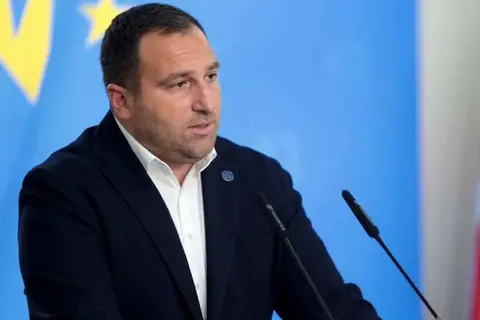 ირაკლი კირცხალია მარტა კოსის განცხადებაზე: ევროკავშირის წევრობა გვსურს არა ნებისმიერ ფასად და არა საქართველოს ინტერესების ხარჯზე, ამიტომ, როდესაც გვეუბნებიან, რომ საქართველო უკრაინასა და მოლდოვას „ჩამორჩება“, ჩვენი პასუხი მარტივია: საქართველო ირჩევს ღირსებას და მშვიდობას!