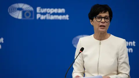 გაფართოების შესახებ ევროკომისიის კომუნიკეში საქართველო ნახსენები არ არის - რა წერია დოკუმენტში და სად...