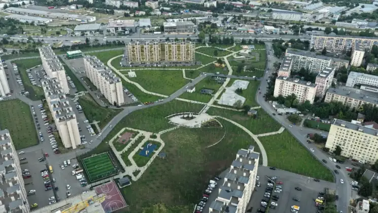 სამგორის რაიონში, ე.წ. სამხედრო დასახლებაში პარკი მოეწყო