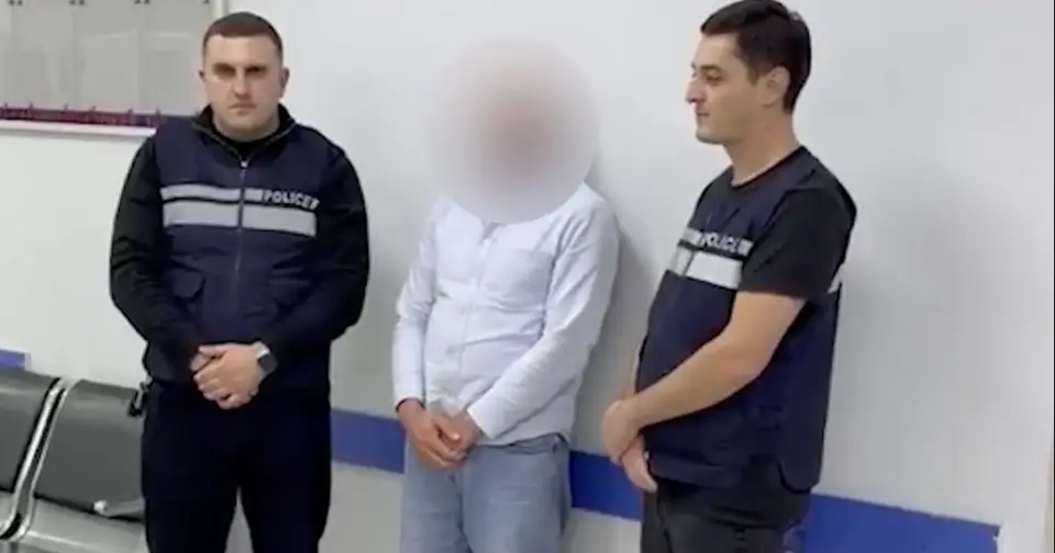 "ერთმა ბინიდან ძვირფასეულობა მოიპარა, მეორემ საყოფაცხოვრებო ნივთები" - 2 პირი დააკავეს
