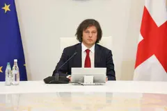 ირაკლი კობახიძე: თვალსაჩინო მაგალითი იმისა, თუ როგორ შეიძლება თვისებრივად გარდაიქმნას კონკრეტული სექტორი, არის საქართველოს რკინიგზა, სადაც განხორციელდა უმნიშვნელოვანესი ოპტიმიზაცია, დამოუკიდებლობის ისტორიაში პირველად, რკინიგზის მოძრავ შემადგენლობას დაემატება 50-მდე ახალი ლოკომოტივი