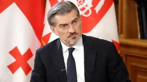 მიხეილ ყაველაშვილი: მეფე ერეკლე II საქართველოს ისტორიის ერთ-ერთი გამორჩეული სახელმწიფო მოღვაწეა, რომლის სახელიც ჩვენი ქვეყნის თავისუფლებისთვის ბრძოლას, სახელმწიფოებრივი ინტერესების დაცვასა და სამშობლოს წინაშე უზენაეს პასუხისმგებლობას უკავშირდება