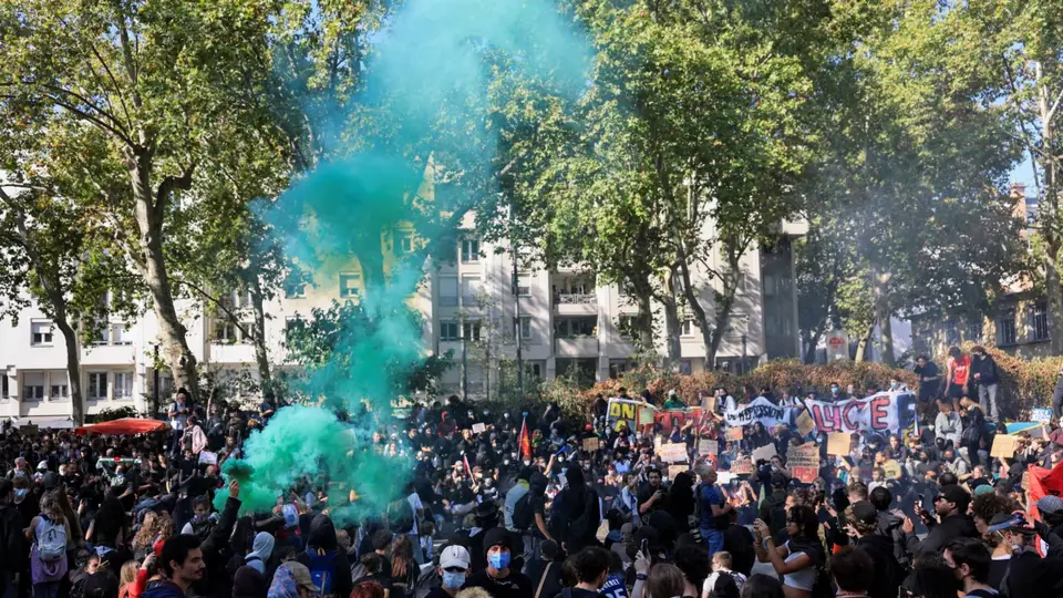 საფრანგეთმა ირანის ელჩი გამოიძახა სკოლების პროტესტებთან დაკავშირებით „დეზინფორმაციული კამპანიის“ გამო