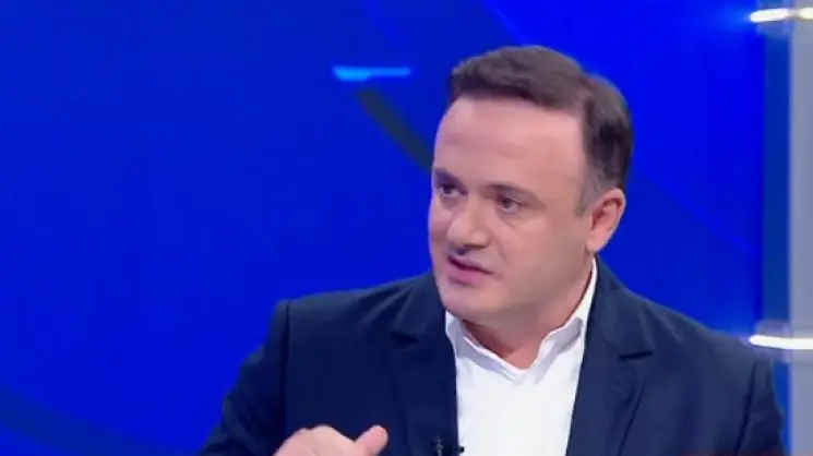 ირაკლი ზარქუა გახარიას პარტიაზე: იგივე სცენარის, იგივე ხელწერის რადიკალები არიან... პარლამენტში შემოსვლით, კონსტრუქციულობა კი არ გამოავლინეს, უბრალოდ, ეს იყო მათი პატრონების დაკვეთა