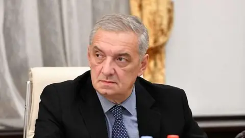 ვერავის დავარქმევთ პოლიტპატიმარს, ვისაც მახვილი ეჭირა ხელში და ცდილობდა ეს მახვილი საქართველოსთვის ჩაეცა გულში - გიორგი ვოლსკი ევროპარლამენტის რეზოლუციაზე