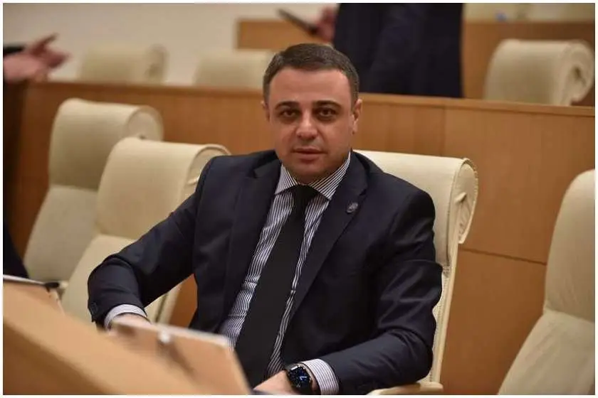 ,, ამ ქვეყნის ხალხის მტრებს თითსაც მივაჭერ და სხვა რამესაც” – ალუდა ღუდუშაური