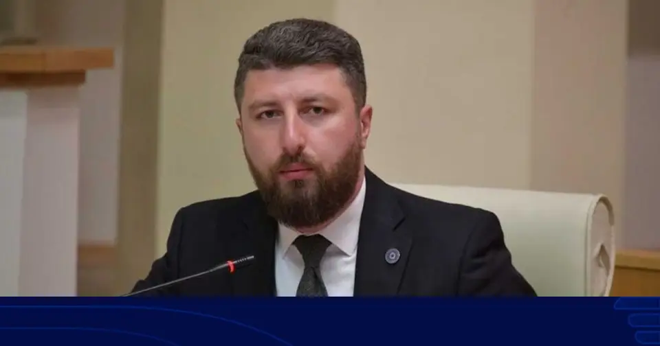 არჩილ გორდულაძე: ევროპარლამენტმა თავისი უსაფუძვლო და თავდასხმაზე ორიენტირებული რეზოლუციებით ცხრაჯერ გაისროლა და ცხრაჯერვე ააცილა ქართველი ხალხის ნების ფეხქვეშ გათელვას, სუვერენიტეტის დარღვევას - ასეთი რეზოლუციები საკუთარ თავზე უფრო მეტს საუბრობს, ვიდრე საქართველოს შესახებ ინფორმაციას აწვდის საზოგადოებას
