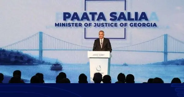 პაატა სალია სამართლის საერთაშორისო სამიტის გახსნის ღონისძიებაში მონაწილეობს