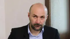 ითხოვენ ე.წ. პოლიტპატიმრების განთავისუფლებას, საკონსტიტუციო სარჩელის გატანას, ისინი ერევიან ჩვენს შიდა საქმეებში - აკაკი ალადაშვილი ევროპარლამენტის რეზოლუციაზე