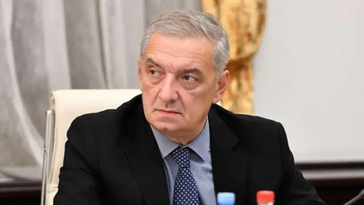 უნდა ითქვას საფუძველი, თუ რა განაპირობებს მის განთავისუფლებას სასჯელისგან, რომელიც აბსოლუტურად დამსახურებულად მიიღო - გია ვოლსკი პაატა ბურჭულაძეზე