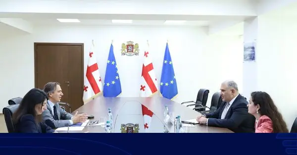 მიხეილ სარჯველაძე ჯანმრთელობის მსოფლიო ორგანიზაციის წარმომადგენელს საქართველოში ჟოაო ბრედას შეხვდა