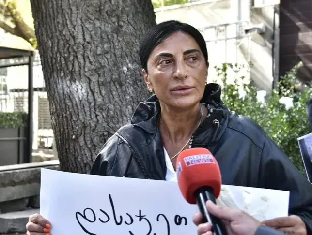 მსჯავრდებულ გიორგი დავითაძის დედა პროკურატურის განცხადებაზე – სხვას არც ველოდი, რადგან ეს ხელისუფლება ტყუილზე დგას