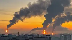 ზელენსკიმ დაასახელა პირობები რუსეთის ნავთობის ობიექტებზე დარტყმების შესაჩერებლად