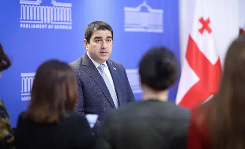 შალვა პაპუაშვილი 4 ოქტომბრის საქმეზე მსჯავრდებულებზე - სჯობს ახლა აღიარონ და ამით იქნება შესაძლებლობა, საზოგადოებამ დაინახოს, რომ იაზრებენ თუ რა სამარცხვინო საქციელს ჰქონდა 4 ოქტომბერს ადგილი, ვიდრე გაჯიუტდნენ თავის დანაშაულში