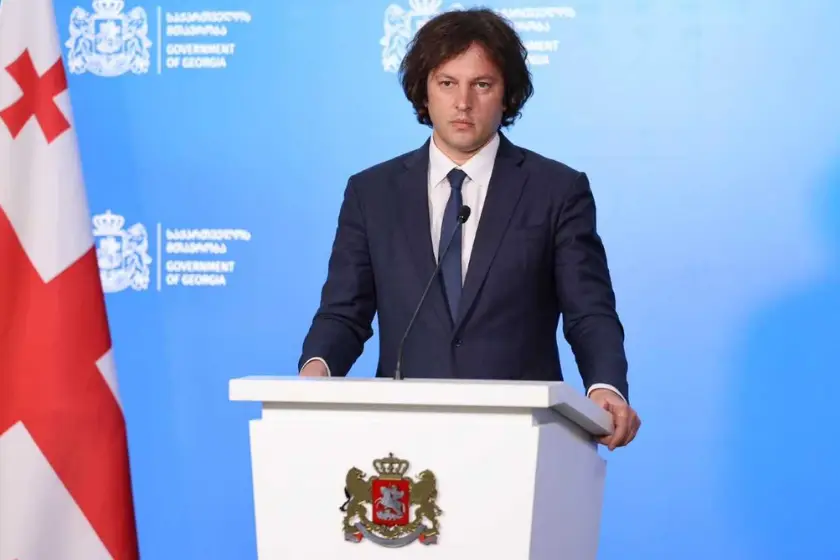 ირაკლი კობახიძე: “ნომინალური ეკონომიკა წლის ბოლომდე 10%-ზე მეტით გაიზრდება და ეს ეკონომიკური ზრდა გვაძლევს ინდექსაციის მიღმაც პენსიების გაზრდის შესაძლებლობას. სწორედ ამით ვისარგებლეთ ამ გადაწყვეტილების მიღების დროს”
