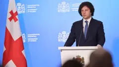 ირაკლი კობახიძე: საჯარო პოლიტიკური თანამდებობის პირების ხელფასები ერთად დავაჯამოთ და წარმოვიდგინოთ, რომ არცერთი არ იღებს ხელფასს, სულ გავანულოთ ეს ხელფასები თეორიულად, პენსია გაიზრდებოდა 3 ლარზე ნაკლებით
