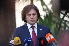 პრემიერი - ამტკიცებდნენ, თითქოს ფარცხალაძე გავლენას ახდენდა საქართველოს ხელისუფლების პოლიტიკურ გადაწყვეტილებებზე, რაც იყო ტყუილი - რა სანქციებიც, თავის დროზე, წინა ადმინისტრაციამ აამოქმედა, ყველა იყო სიყალბეზე აგებული