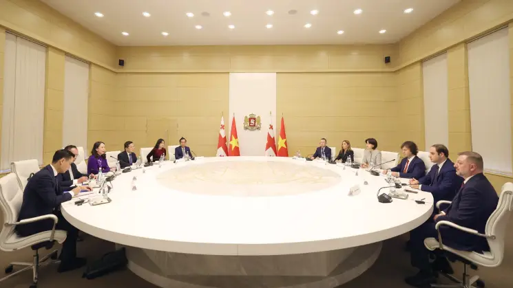 პრემიერი: ჩემთვის დიდი პატივია საქართველოში პირველი ოფიციალური ვიზიტით მყოფი ვიეტნამის ვიცე-პრეზიდენტის მასპინძლობა, კიდევ ერთხელ დავადასტურეთ მზადყოფნა საქართველოსა და ვიეტნამს შორის ორმხრივი პარტნიორობის შემდგომი გაღრმავებისთვის