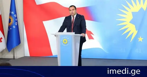ირაკლი კირცხალია: სამწუხაროდ, ამ პარტაქტივსა და პარტიულ საქმიანობაში ჩართულია ევროკავშირის ელჩი და ძალიან ნიშანდობლივია, რომ ისინი „გამოუვალი მდგომარეობის“ ნამღერზე ხტუნავდნენ - გამოუვალ მდგომარეობაში არიან და კიდევ უფრო მეტ გამოუვალ მდგომარეობაში შევლენ თავიანთი ასეთი უტიფარი ქმედებებით