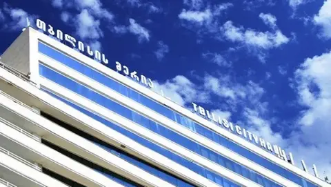 მეტროს მეორე ამოსასვლელები, ლილოს პოლიგონი და „ვეფხი და მოყმე“ - რა ბედი ეწია კალაძის დაპირებებს?