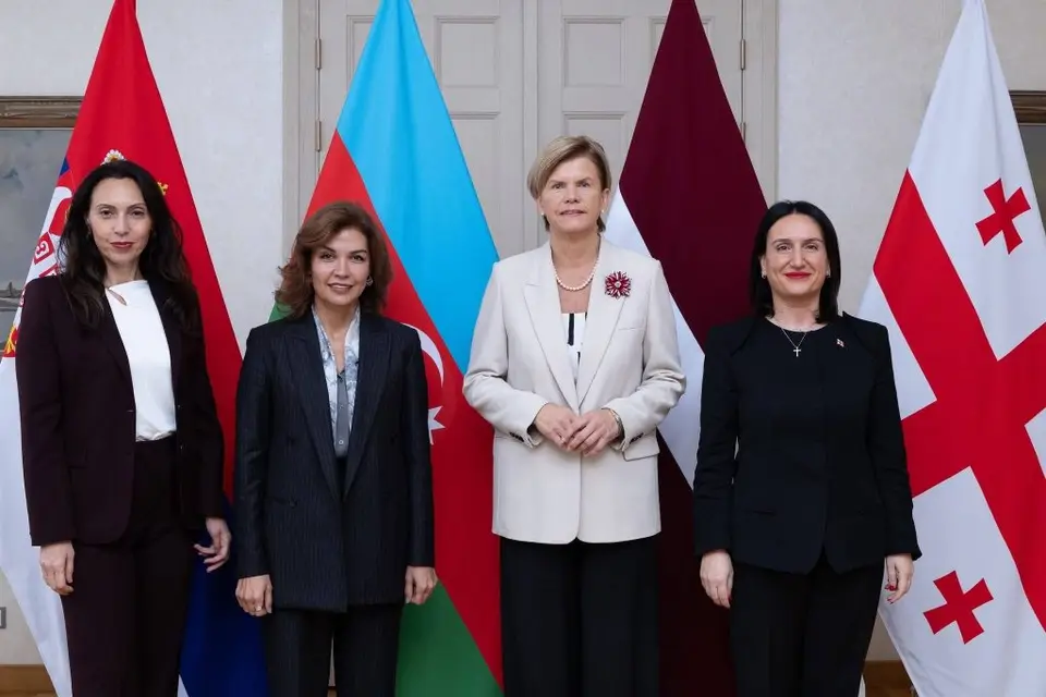 ლატვიის რესპუბლიკაში საქართველოს ელჩმა ანა აბულაძემ საგარეო საქმეთა მინისტრ ბაიბა ბრაჟეთან გაცნობითი ხასიათის შეხვედრა გამართა