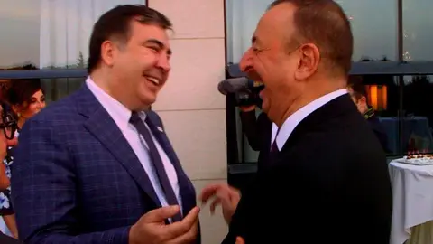 ,, ეს არის ილჰამ ალიევის ძალიან მნიშვნელოვანი და ვაჟკაცური ნაბიჯი” – სააკაშვილი