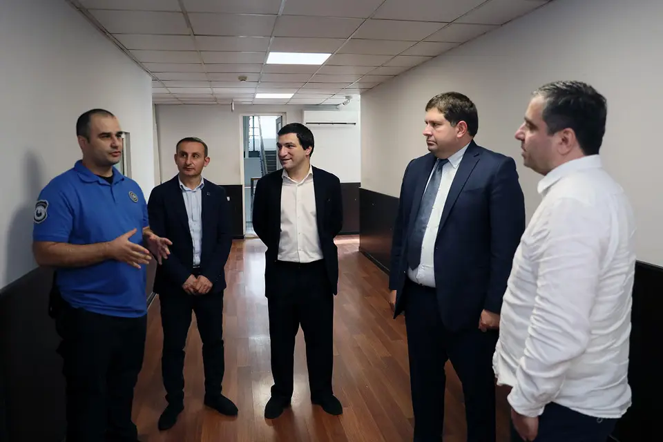 ირაკლი ყანდაშვილმა №8 პენიტენციური დაწესებულების ხელმძღვანელთან შეხვედრა გამართა