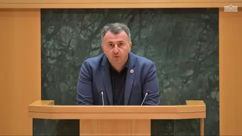 პარლამენტმა "ფსიქიკური ჯანმრთელობის შესახებ" კანონში ცვლილება პირველი მოსმენით მიიღო