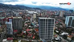 ოჯახებს სახლები ენგრევათ, კორპუსის მშენებლობა კი გრძელდება – ბესიკის ქუჩაზე მცხოვრებთა ბრძოლა