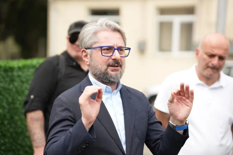 ,,21, 22, 23 ოქტომბერს ოქროს ურდოს ბათუმის ფილიალში დამიბარეს” – ნიკა გვარამია